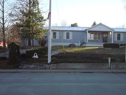 2nd image of 1141 W St Joseph St