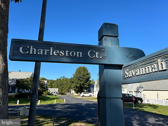 3rd image of 11483 Charleston Ct