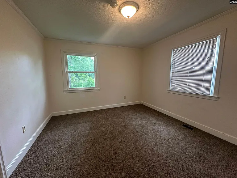 1213 Summerland Dr — Photo 7