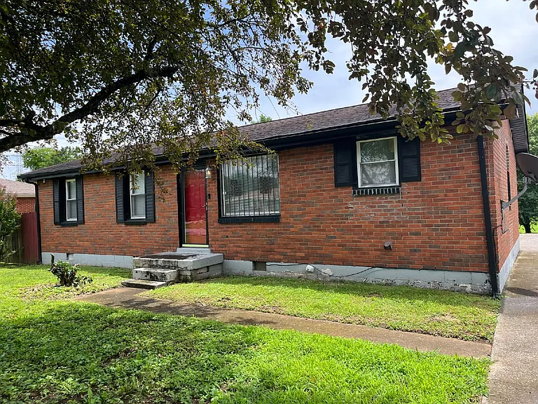 3311 W Hamilton Ave — Photo 3