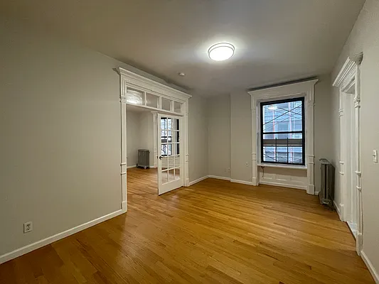 Rented by Oxford Property Group | media 12