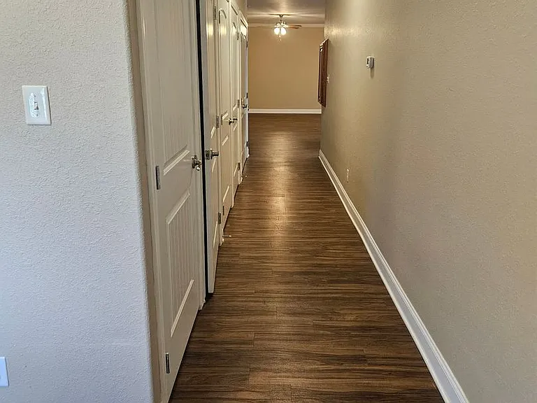 4419 Legends Way — Photo 5