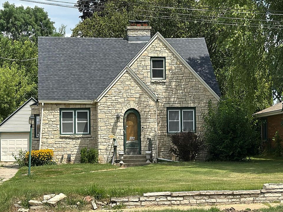 1st image of 3712 Broadway