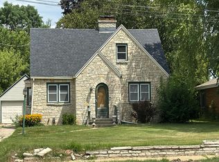 3712 Broadway, Rockford, IL 61108