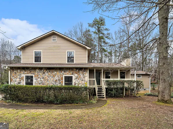 2759 Elaine Ct, Lithia Springs, GA 30122