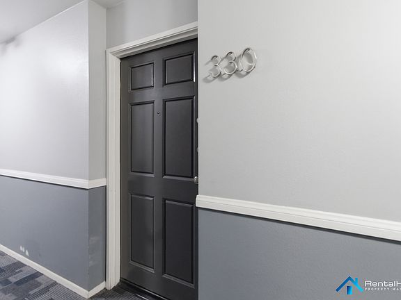2nd image of 424 Oak St Unit 330