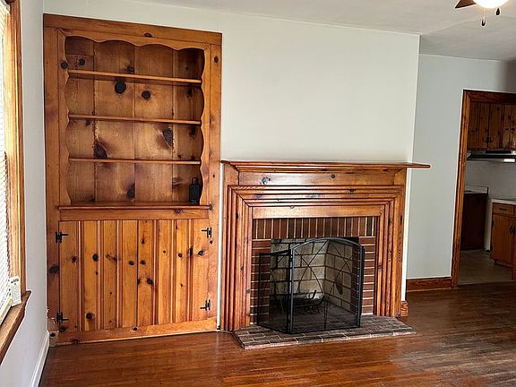 5th image of 144 N Fairview Cir