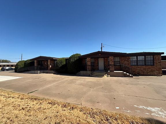 2nd image of 4728 Taft Blvd #2