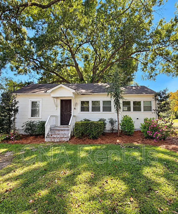 584 Taylor Dr SE