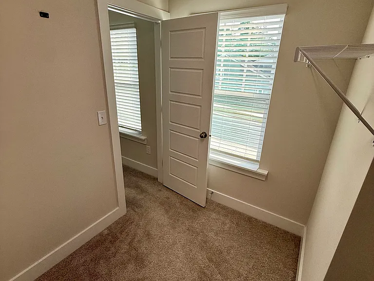 82 Little Creek Dr — Photo 15