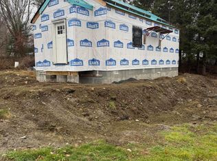 142 School St, Bucksport, ME 04416