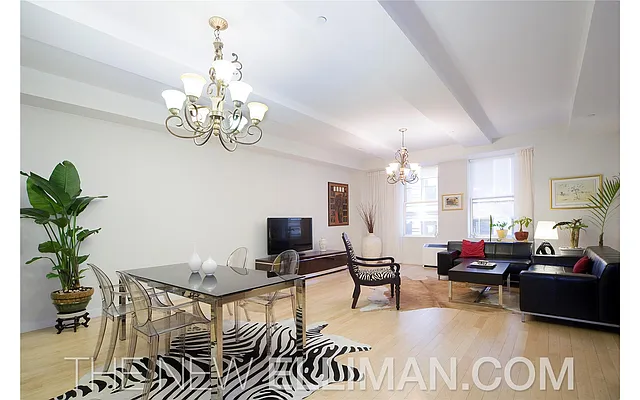 Sold by Douglas Elliman | media 24