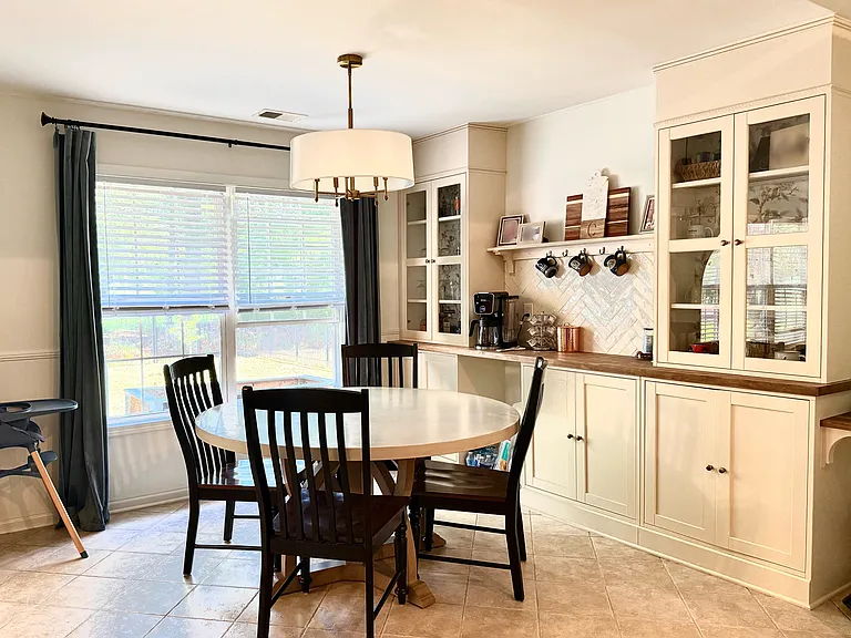 250 Vesta Dr — Photo 5