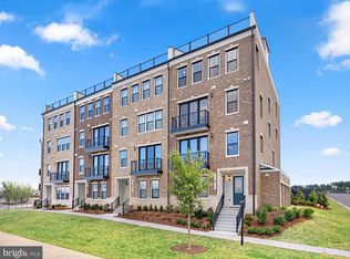42632 Darala Dr, Ashburn, VA 20147