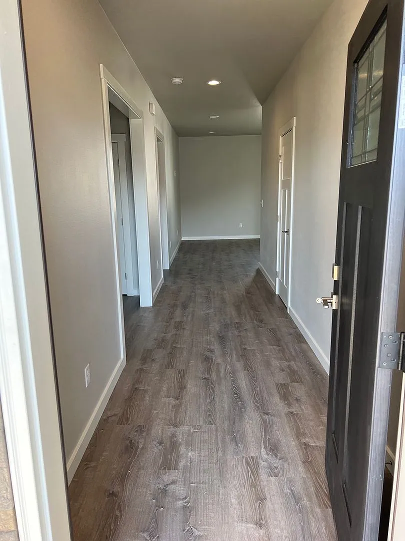 Newer Construction Home for Rent in Prairie Bluff Area — Photo 2
