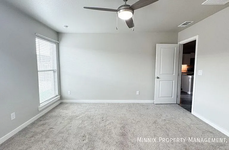 3219 Abbeville Ave — Photo 23