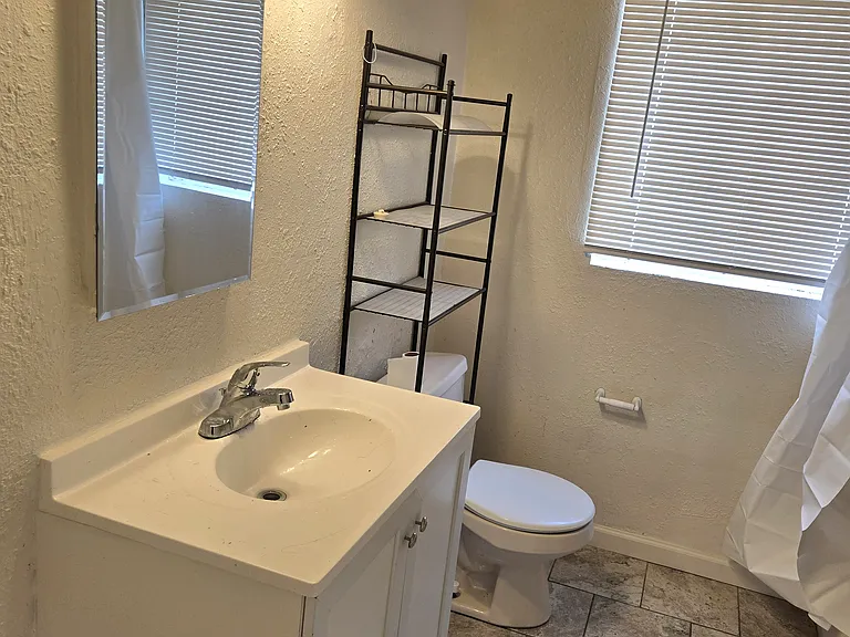 3325 N Denny St — Photo 17