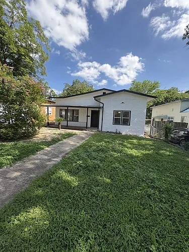 1430 Hicks Ave Photo 1