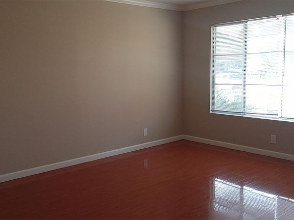 3rd image of 2636 Kimball Dr