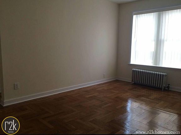 5th image of 3929 58th St #D2
