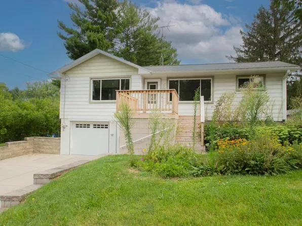 226 Lounsbury STREET, Watertown, WI 53098