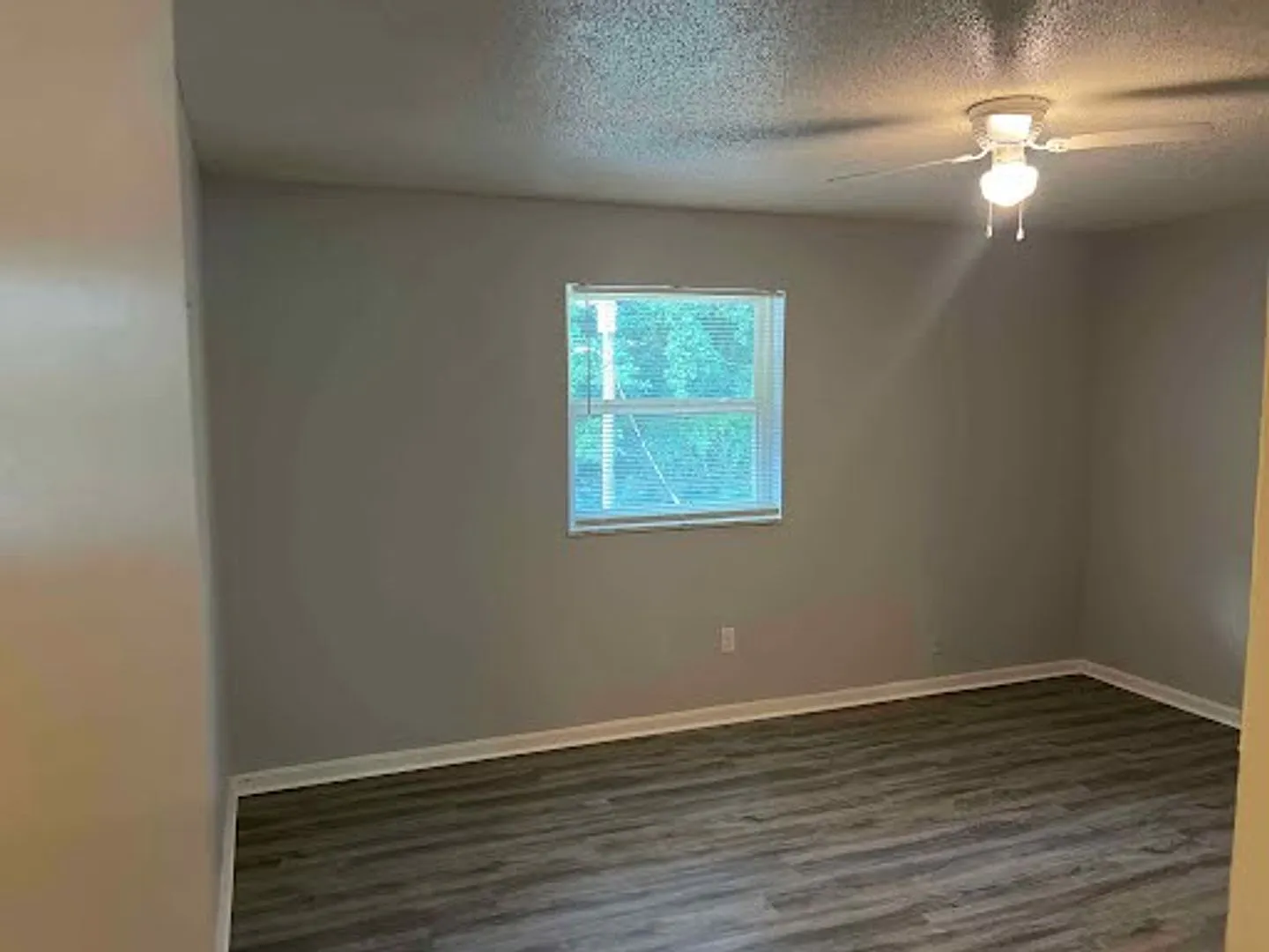 102 Navaho Court — Photo 3