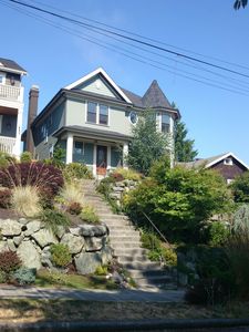 3411 10th Ave W, Seattle, WA, 98119