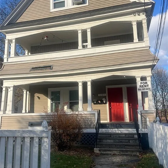 1205 Madison St #1 — Photo 1