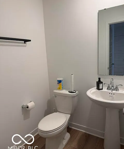 1799 Trinity Ln — Photo 16
