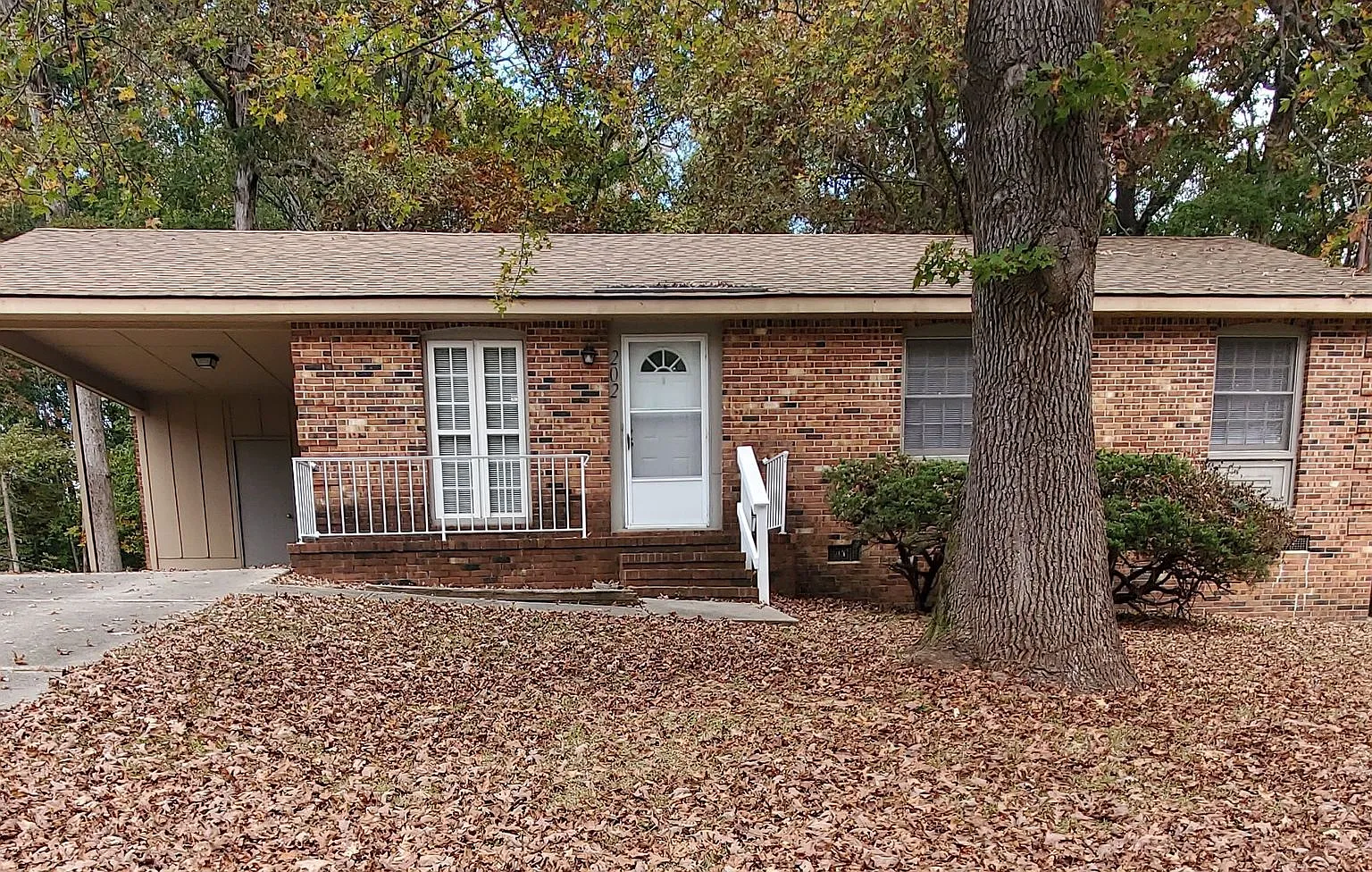 202 Bertram Place ~ Loch Lomond — Photo 1