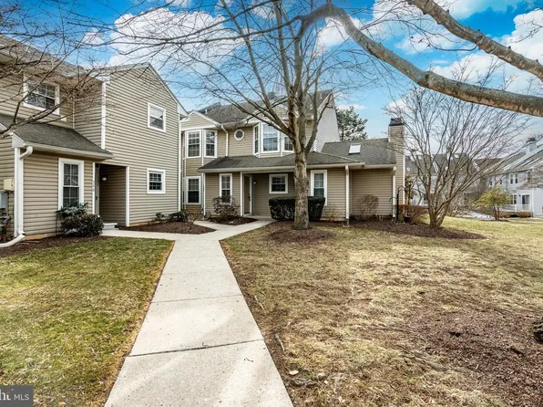 542 Astor Sq #24J, West Chester, PA 19380