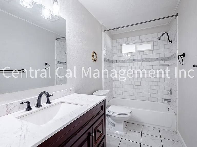 3605 Truman Ave — Photo 11