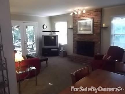 4th image of 10609 W 89th St