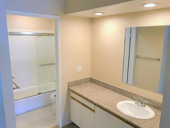 4th image of 11347 Nebraska Ave APT 202
