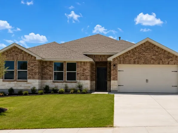 420 Sunflower Trl, Cleburne, TX 76033