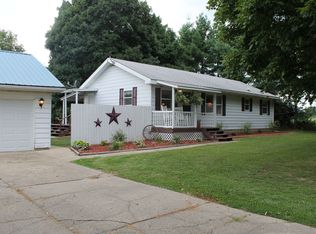 14987 N County Farm Ln, Mount Vernon, IL 62864