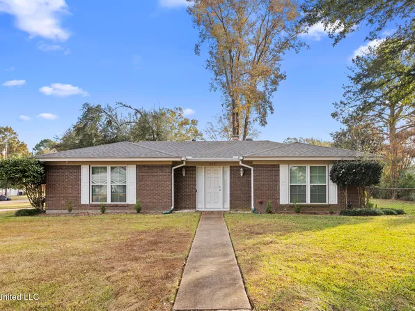 232 Lisa Cir, Madison, MS 39110