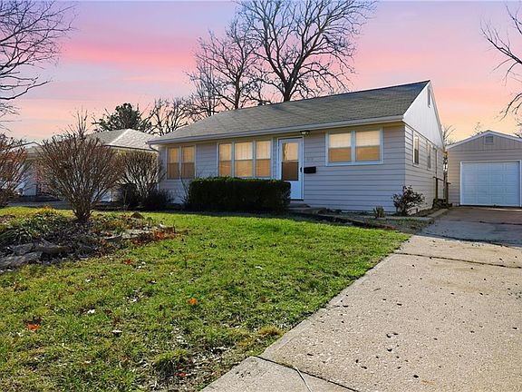 2nd image of 1029 Highland Dr