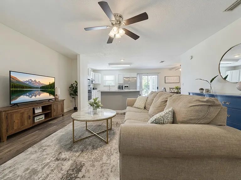 6752 Veronica Ct — Photo 2