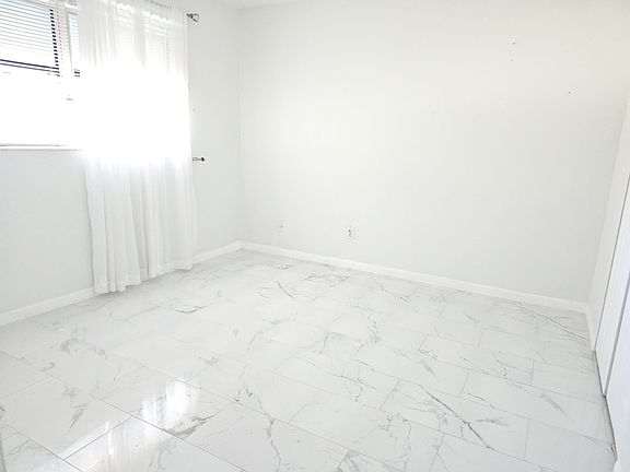 2nd image of 302 Lincoln Ave APT 10