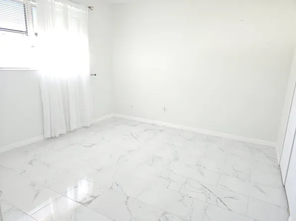 302 Lincoln Ave, Cape Canaveral, FL