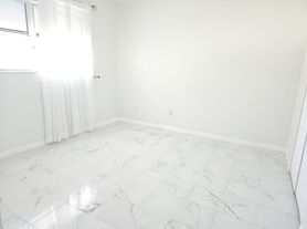 302 Lincoln Ave, Cape Canaveral, FL