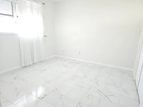 302 Lincoln Ave Photo 1