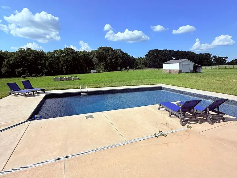 1781 County Road 700 — Photo 26