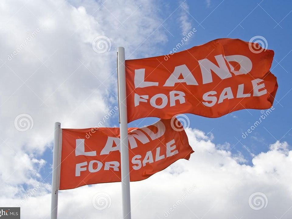 1st image of 108 Lakeview Dr