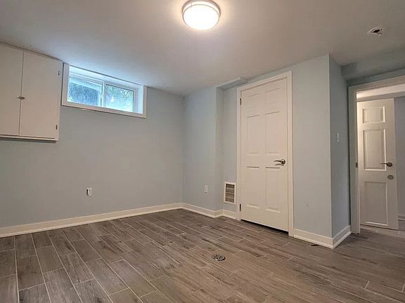 2nd image of 2690 Truscott Dr #Basement