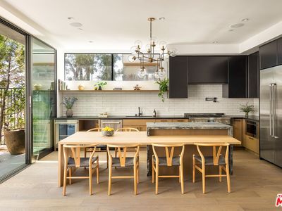 1927 18th St #C, Santa Monica, CA, 90404