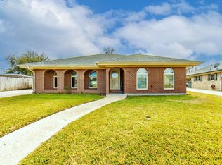 2006 Ray Dr, Houma, LA 70363
