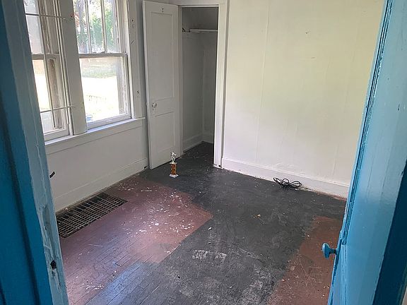 2nd image of 99 E Grixdale Ave
