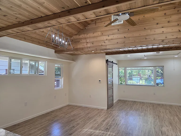 156B Clearview Pl — Photo 12